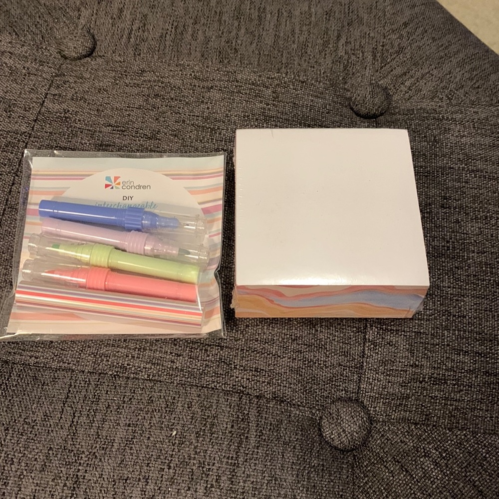 Erin Condren interchangeable pen kit and note block